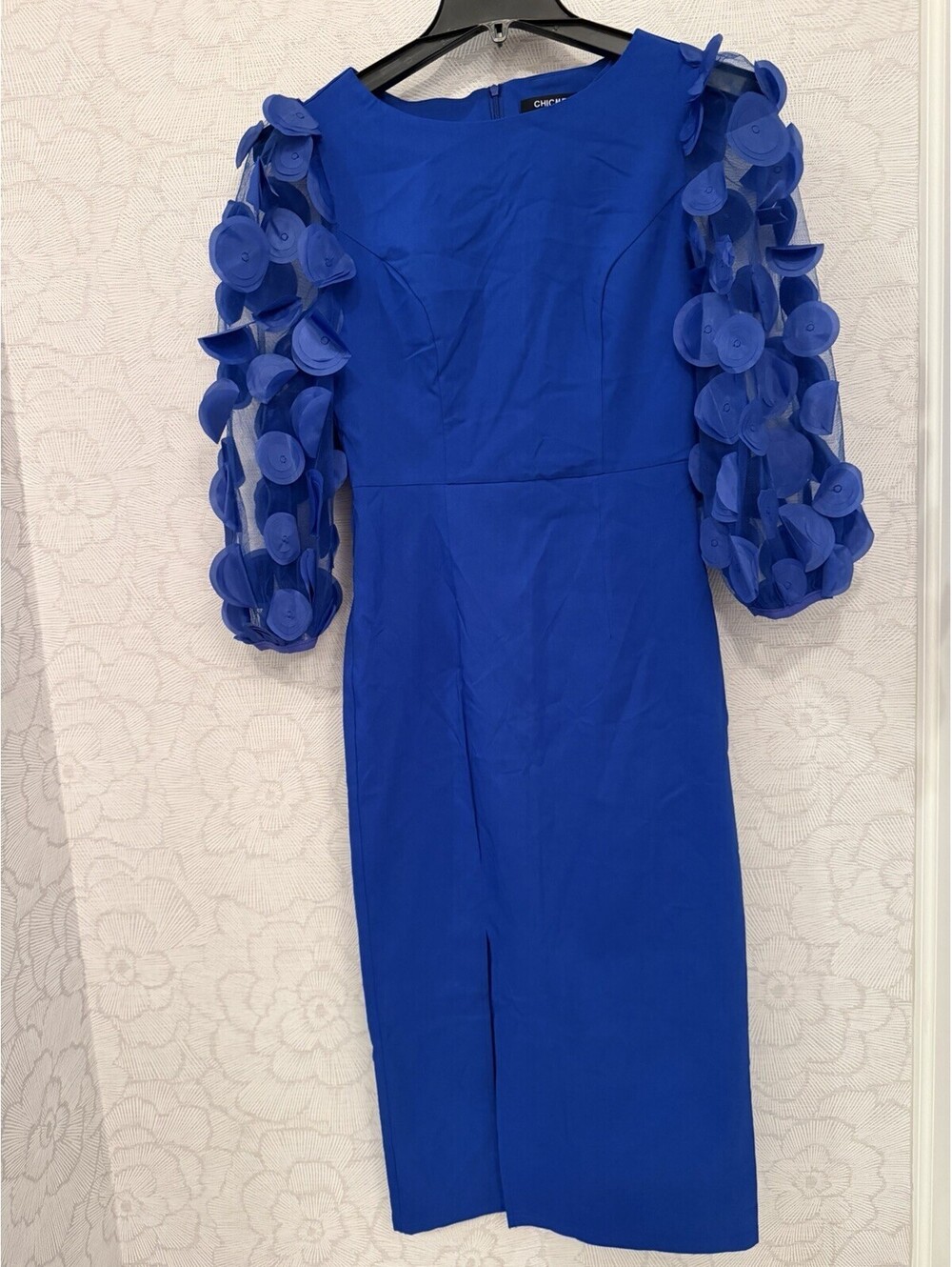 CHICME S Blue Solid Sheath Dress Midi Round Neck 3/4 Sleeve Appliqué